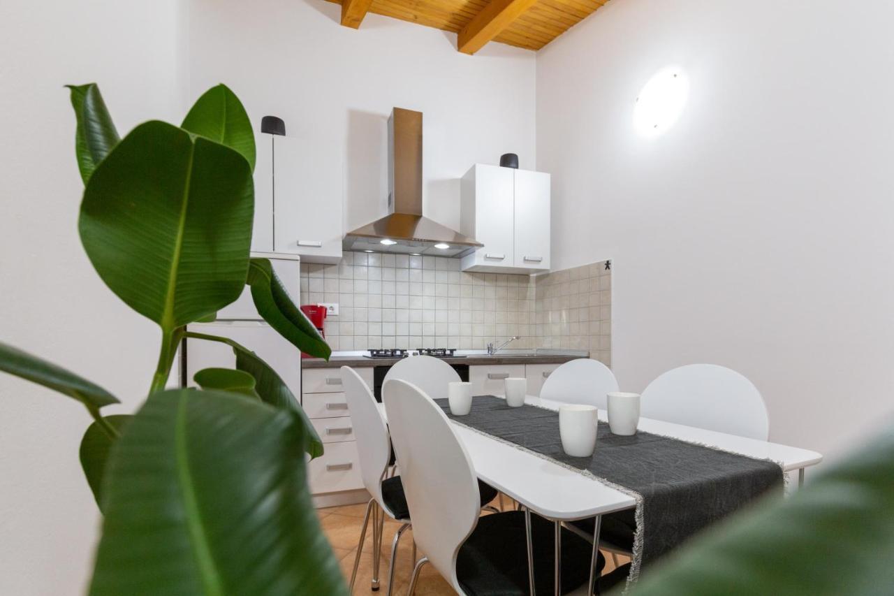 Holiday Home Bukovac プーラ エクステリア 写真